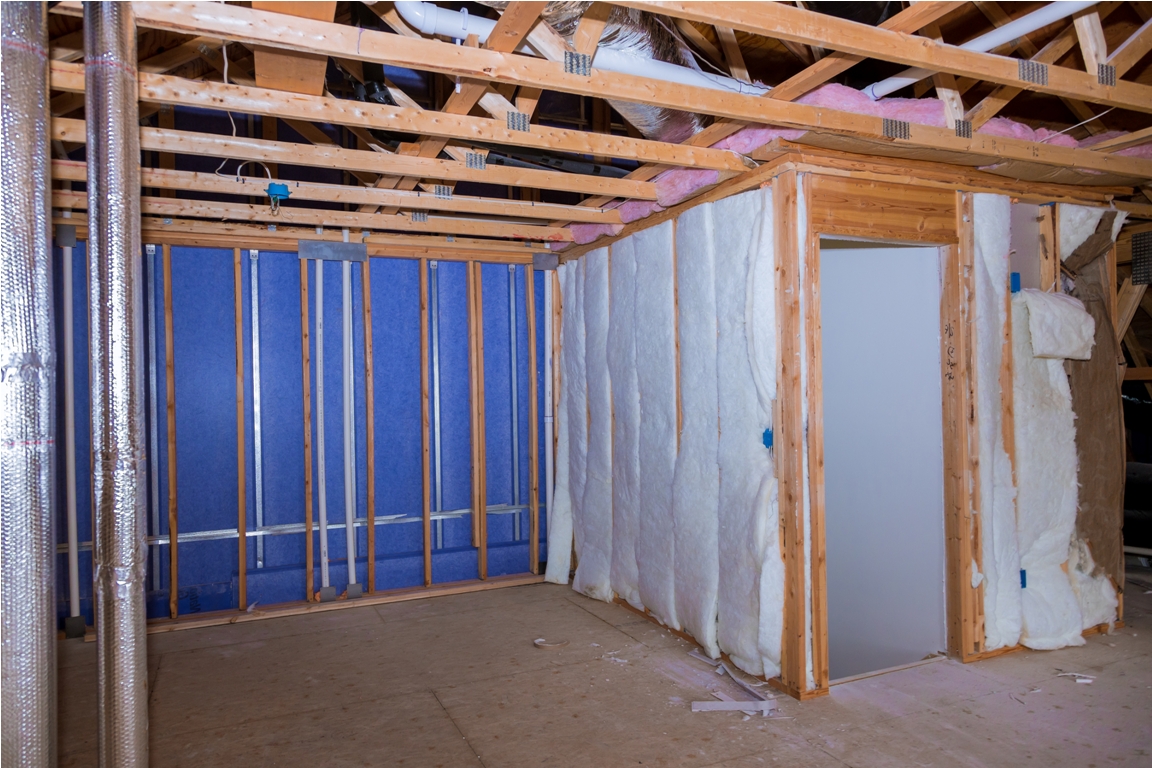 empty attic with unfinished dwelling house thermal 2022 11 12 11 07 20 utc