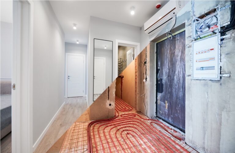 apartment with doorways before and after renovatio 2023 11 27 04 56 42 utc