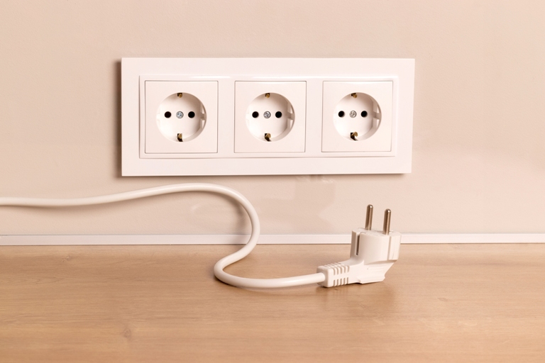 power cord cable unplugged with european electrica 2022 09 30 03 15 05 utc